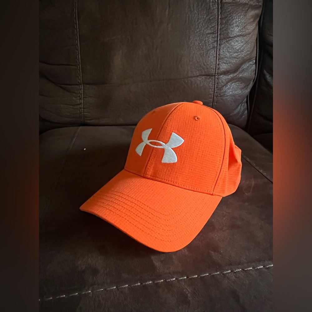 Men’s Adjustable Under Armour Hat